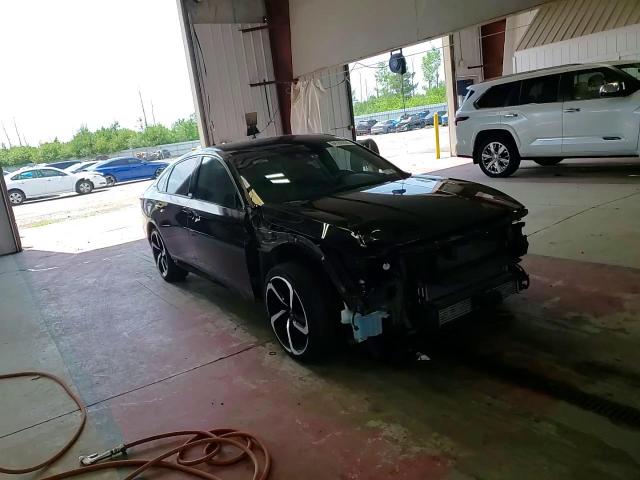 2022 Honda Accord Sport VIN: 1HGCV1F39NA010910 Lot: 64180095