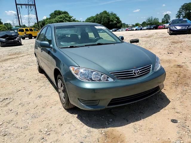 2005 Toyota Camry Le VIN: 4T1BE32K95U390926 Lot: 65430555