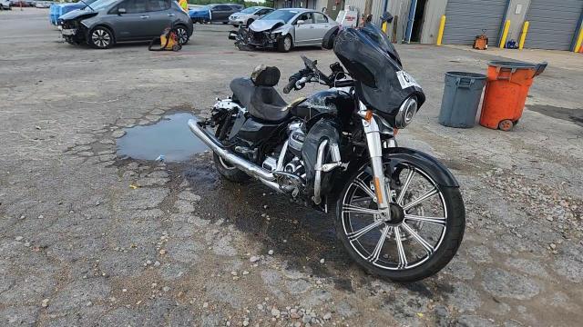 2018 Harley-Davidson Flhxs Street Glide Special VIN: 1HD1KRC12JB633756 Lot: 63203325