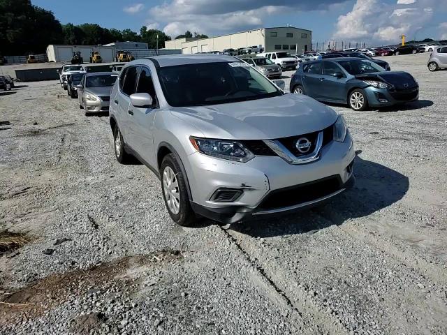 2016 Nissan Rogue S VIN: JN8AT2MT8GW016261 Lot: 64975335
