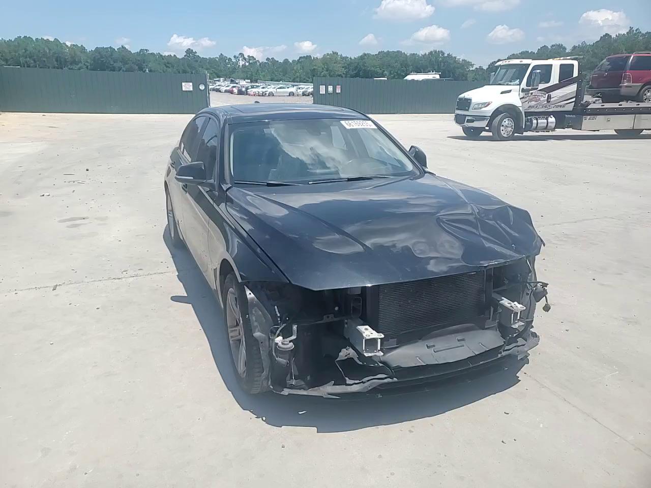 Фото: WBA3A5G53FNS89991