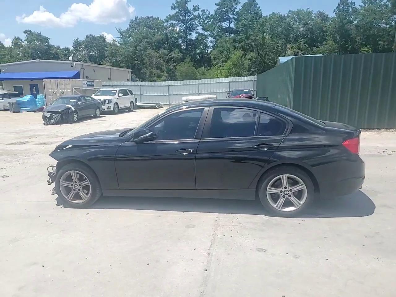 Фото: WBA3A5G53FNS89991