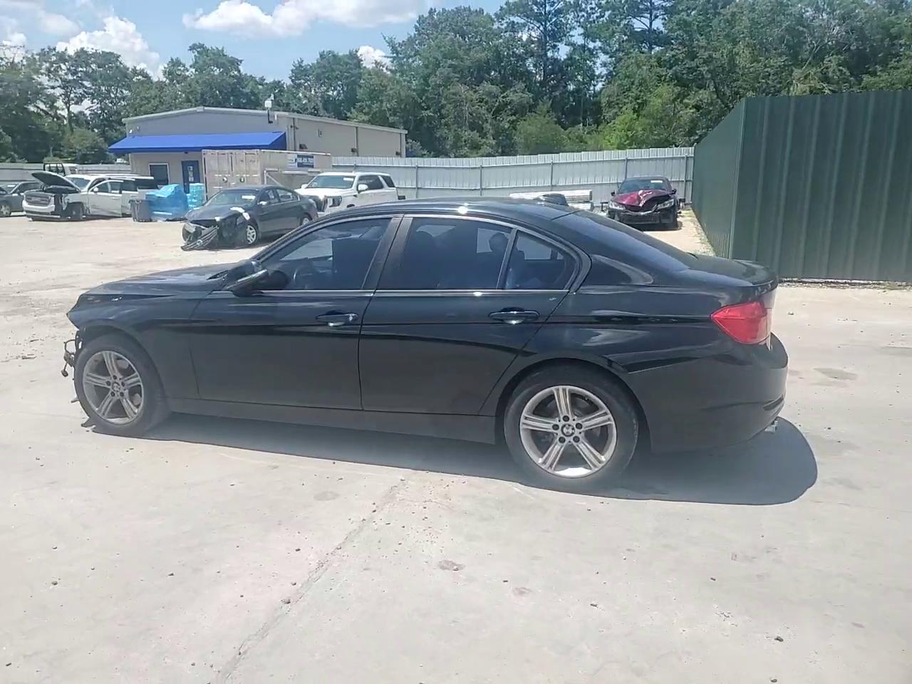 Фото: WBA3A5G53FNS89991