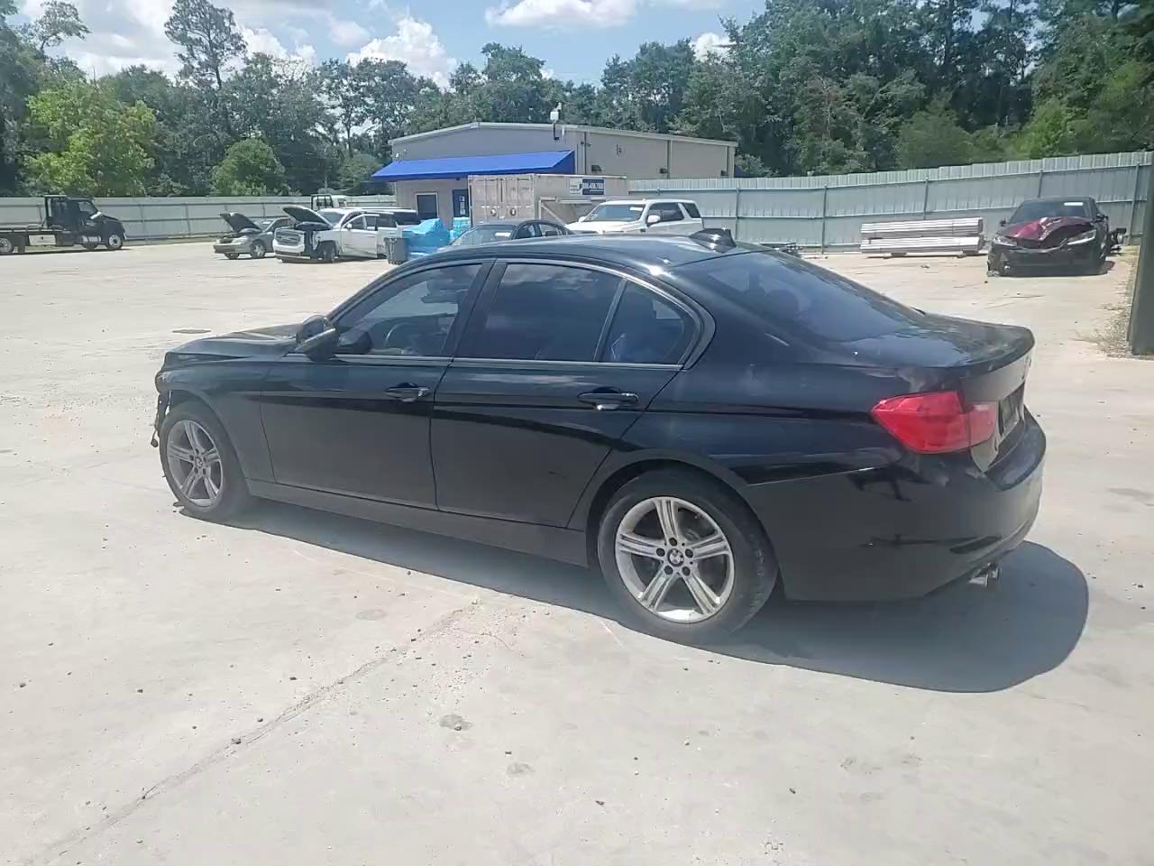 Фото: WBA3A5G53FNS89991