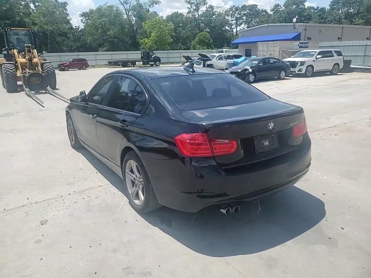 Фото: WBA3A5G53FNS89991