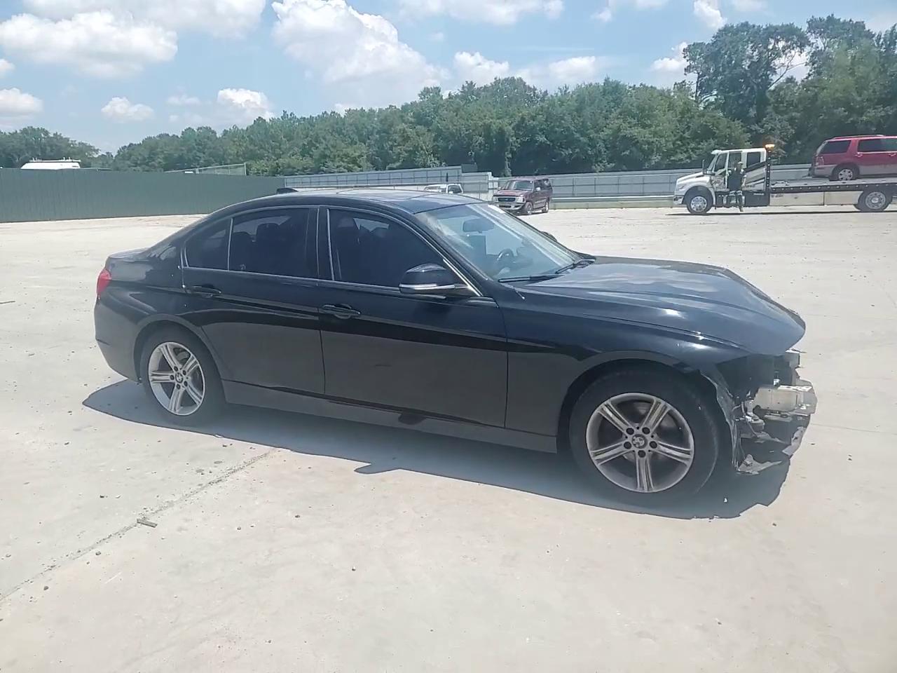 Фото: WBA3A5G53FNS89991