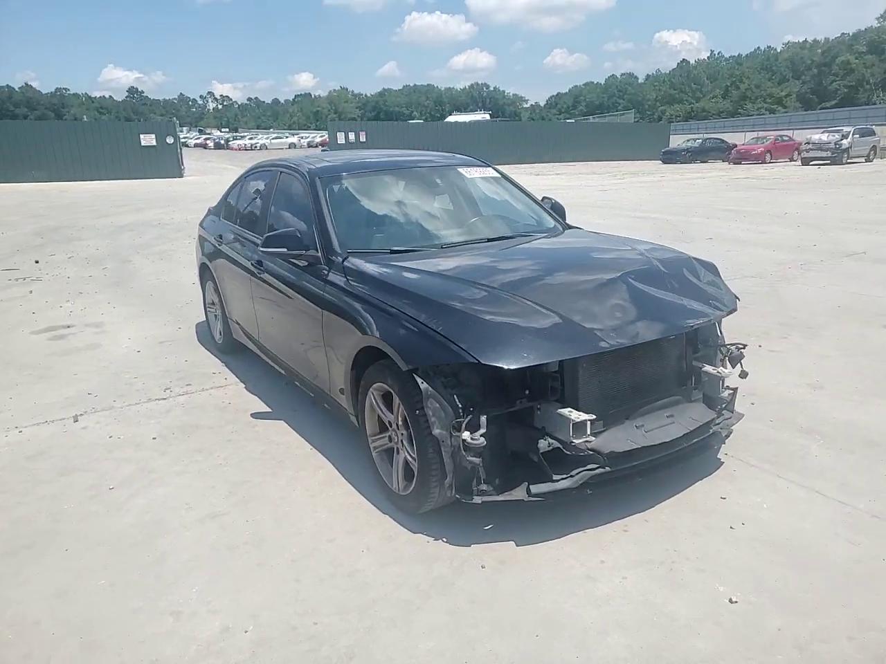 Фото: WBA3A5G53FNS89991