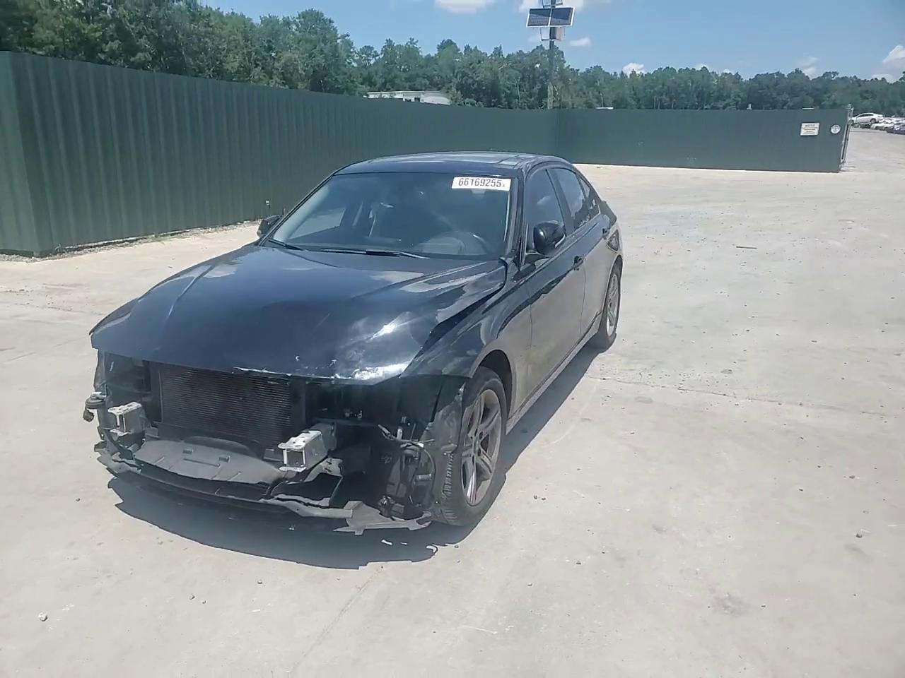 Фото: WBA3A5G53FNS89991