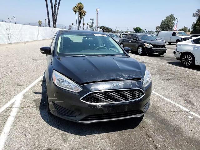2016 Ford Focus Se VIN: 1FADP3K29GL217171 Lot: 65089365