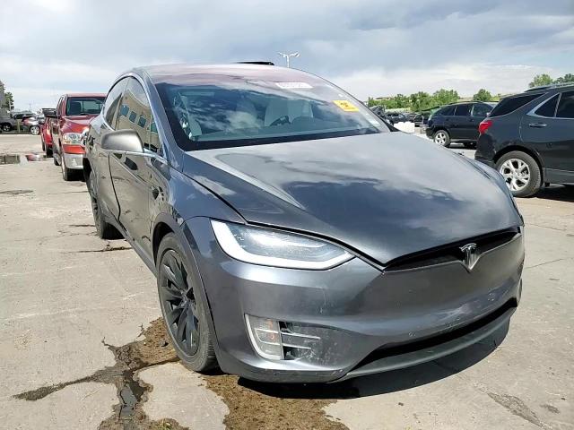 2018 Tesla Model X VIN: 5YJXCAE28JF103725 Lot: 63797385
