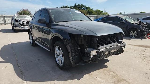 2018 Audi Q5 Premium VIN: WA1ANAFY4J2211999 Lot: 66877195