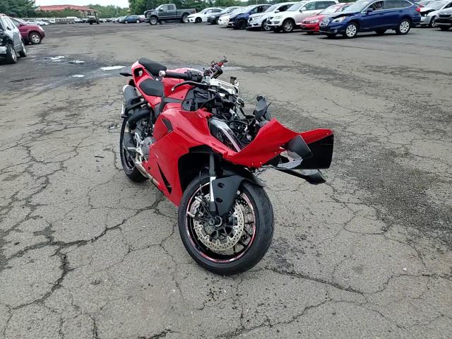 2025 Ducati Panigale V2 VIN: ZDMHAU8T43B000861 Lot: 63017165