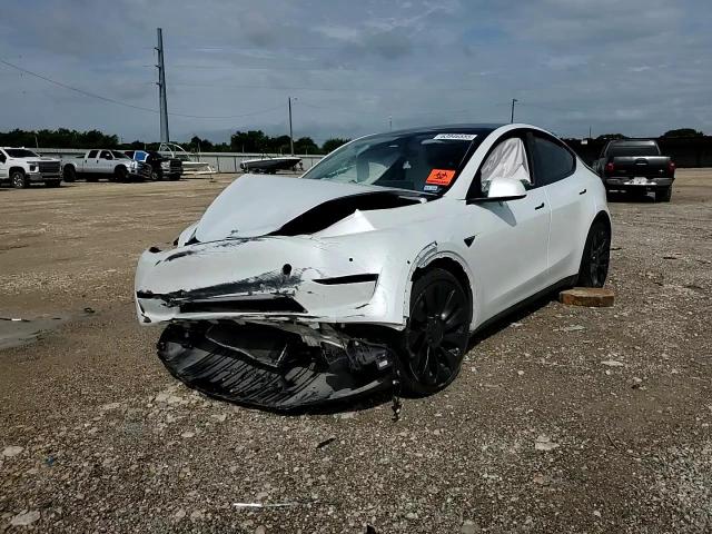 2022 Tesla Model Y VIN: 7SAYGDEF1NF414211 Lot: 63946555