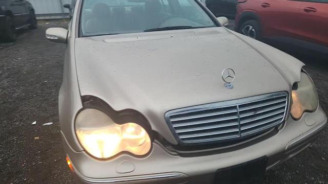 2002 Mercedes-Benz C 240 VIN: WDBRF61J32E006122 Lot: 67344195
