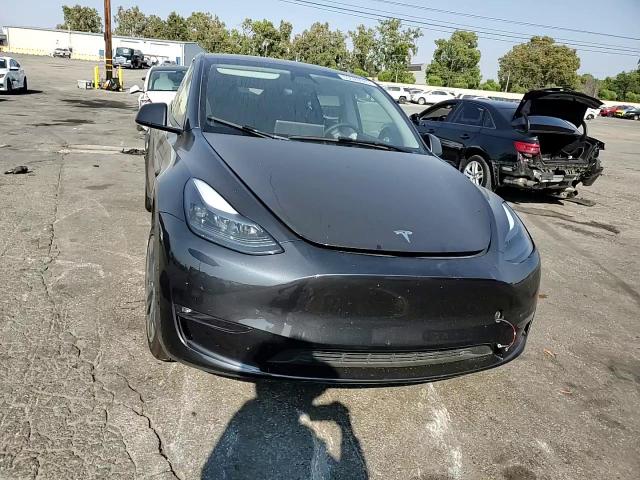 2024 Tesla Model Y VIN: 7SAYGAEE3RF192086 Lot: 65028085