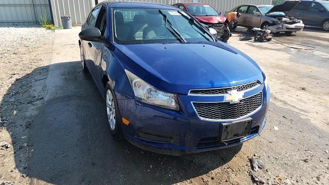 2013 Chevrolet Cruze Ls VIN: 1G1PA5SH3D7241827 Lot: 64448245