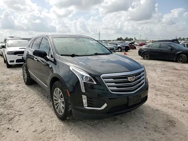 2017 Cadillac Xt5 Luxury VIN: 1GYKNBRS5HZ107511 Lot: 63813815