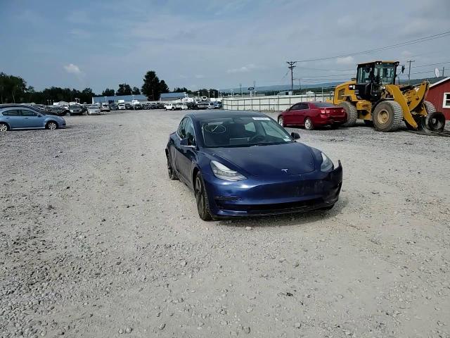 2019 Tesla Model 3 VIN: 5YJ3E1EB4KF452827 Lot: 66880385