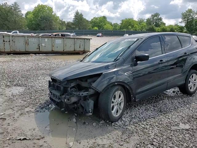 2017 Ford Escape Se VIN: 1FMCU0G92HUB87618 Lot: 64218825