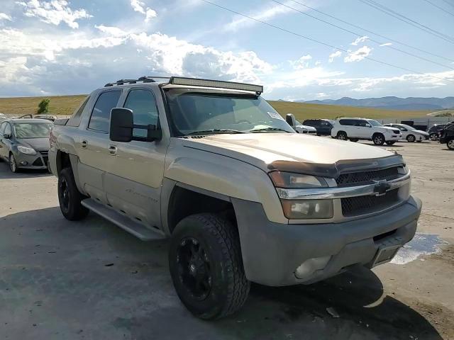2002 Chevrolet Avalanche K2500 VIN: 3GNGK23G92G251621 Lot: 63277375