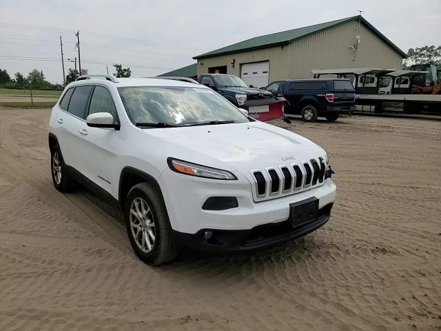 2016 Jeep Cherokee Latitude VIN: 1C4PJMCSXGW288794 Lot: 63055835