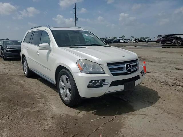 2011 Mercedes-Benz Gl 450 4Matic VIN: 4JGBF7BE5BA645888 Lot: 64852565