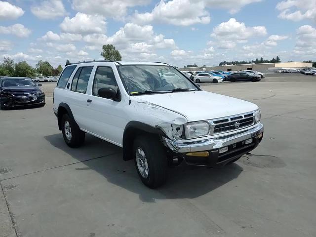 1999 Nissan Pathfinder Le VIN: JN8AR05Y3XW301785 Lot: 64842735