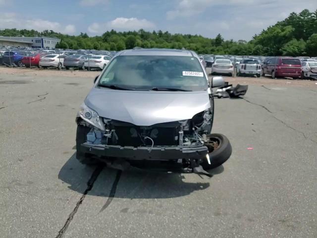 2018 Toyota Sienna Xle VIN: 5TDDZ3DCXJS198923 Lot: 62582465