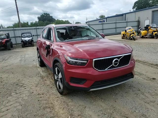 2020 Volvo Xc40 T4 Momentum VIN: YV4AC2HK2L2317426 Lot: 64266145