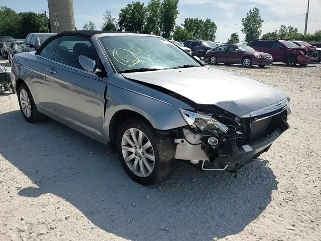 2013 Chrysler 200 Touring VIN: 1C3BCBEB3DN654655 Lot: 63212575