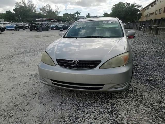 2004 Toyota Camry Le VIN: 4T1BE32K94U930001 Lot: 64251855