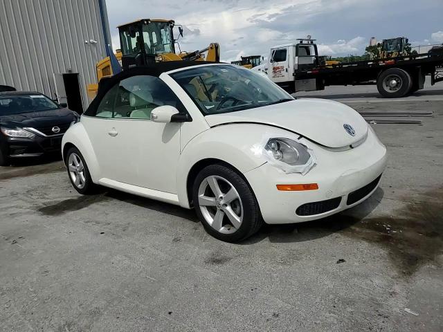 2007 Volkswagen New Beetle Triple White VIN: 3VWFF31Y17M413449 Lot: 63415605