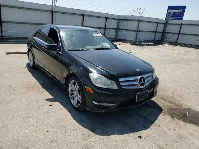 2013 Mercedes-Benz C 250 VIN: WDDGF4HB2DG085162 Lot: 65214495
