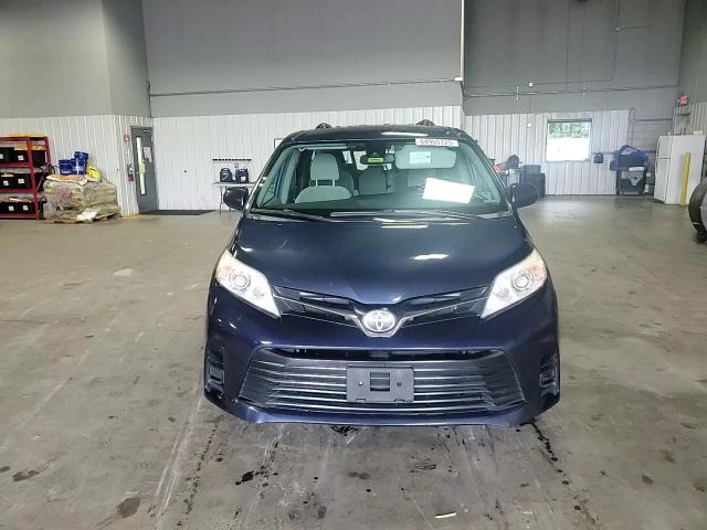 2018 Toyota Sienna Le VIN: 5TDKZ3DC1JS927804 Lot: 64985125