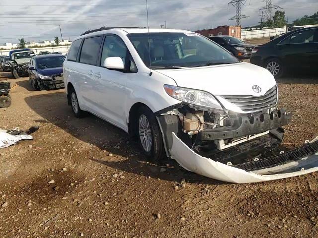 2012 Toyota Sienna Xle VIN: 5TDYK3DC0CS270477 Lot: 65034095