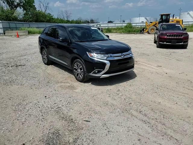 2017 Mitsubishi Outlander Se VIN: JA4AD3A3XHZ020549 Lot: 64818365