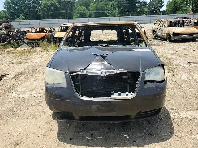 2010 Chrysler Town & Country Lx VIN: 2A4RR2D17AR329999 Lot: 65410325