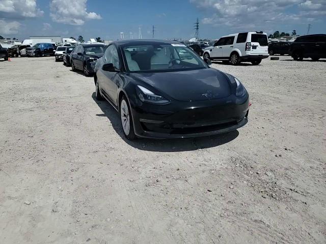 2022 Tesla Model 3 VIN: 5YJ3E1EB3NF134637 Lot: 65739065