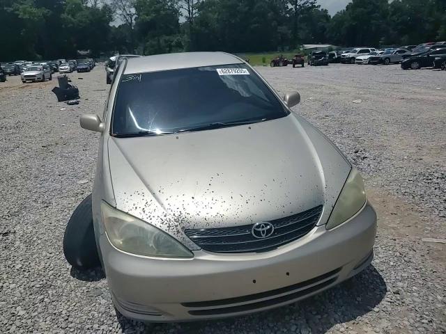 2004 Toyota Camry Le VIN: 4T1BE32K14U899925 Lot: 62879205
