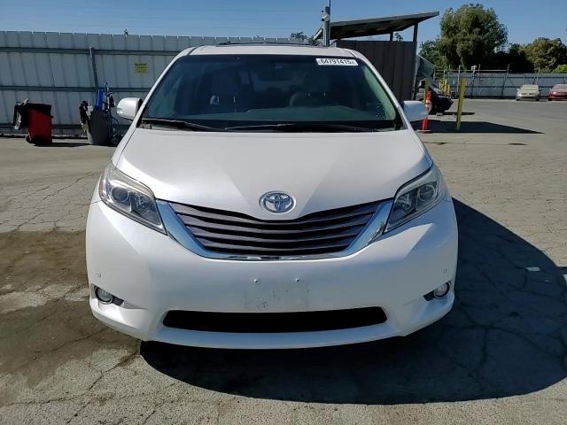2017 Toyota Sienna Xle VIN: 5TDDZ3DC4HS155642 Lot: 64791415
