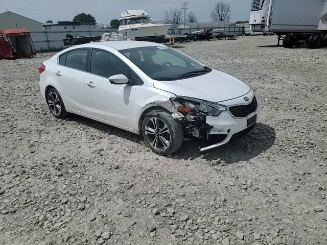 2016 Kia Forte Ex VIN: KNAFX4A88G5522354 Lot: 64493585
