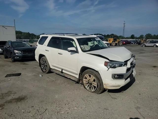 2015 Toyota 4Runner Sr5/Sr5 Premium VIN: JTEBU5JR1F5256081 Lot: 64894525