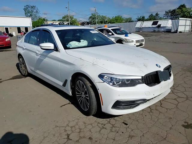 2019 BMW 530 Xi VIN: WBAJA7C54KWC77770 Lot: 64488265