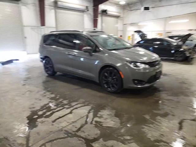 2020 Chrysler Pacifica Limited VIN: 2C4RC1GG8LR137026 Lot: 63214135