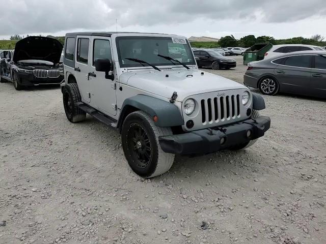 2008 Jeep Wrangler Unlimited X VIN: 1J4GB39128L634596 Lot: 62750035