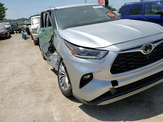 2022 Toyota Highlander Platinum VIN: 5TDFZRBH1NS179659 Lot: 63636095