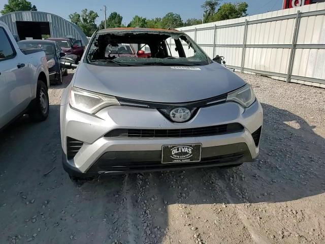 2017 Toyota Rav4 Le VIN: 2T3ZFREV3HW338756 Lot: 64843815