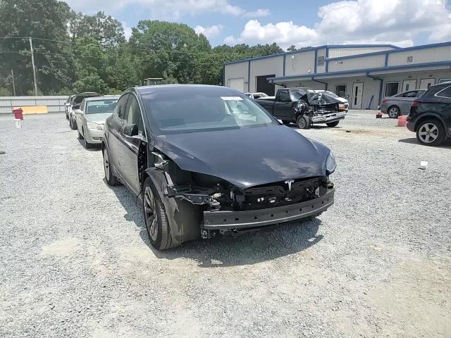 2017 Tesla Model X VIN: 5YJXCBE25HF037876 Lot: 66135855