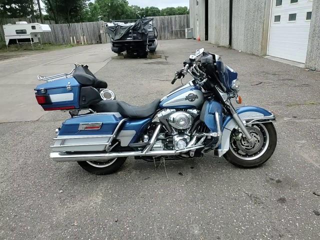 2006 Harley-Davidson Flhtcui VIN: 1HD1FCW136Y695183 Lot: 65362675