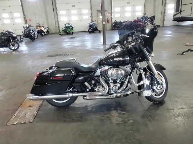 2009 Harley-Davidson Flhx VIN: 1HD1KB4149Y645759 Lot: 63400175
